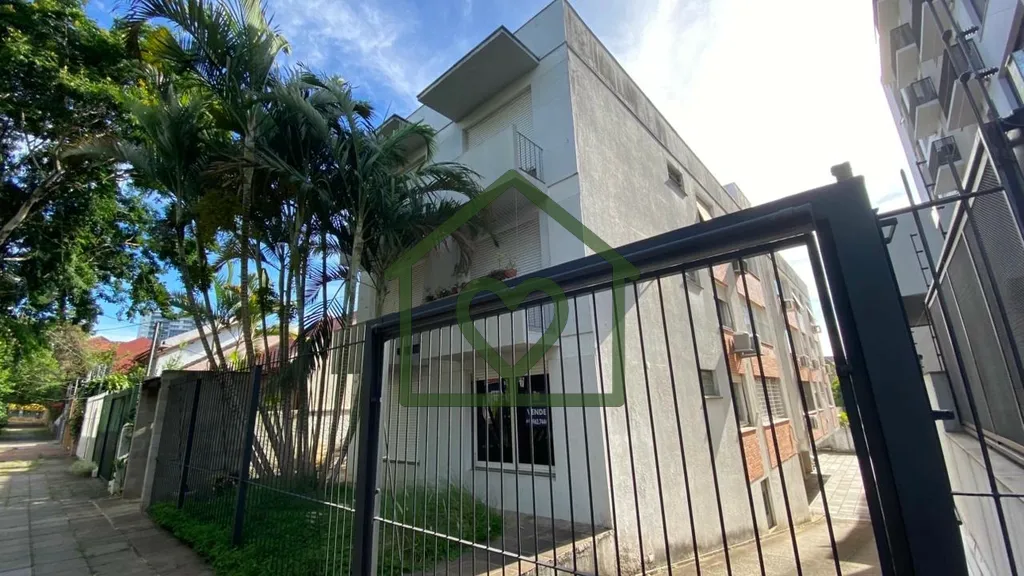 Imagem Apartamento de 3 dormitórios na Santos Neto - Petrópolis! 
Amplo, desocupado, são 128,00m2 de ár...