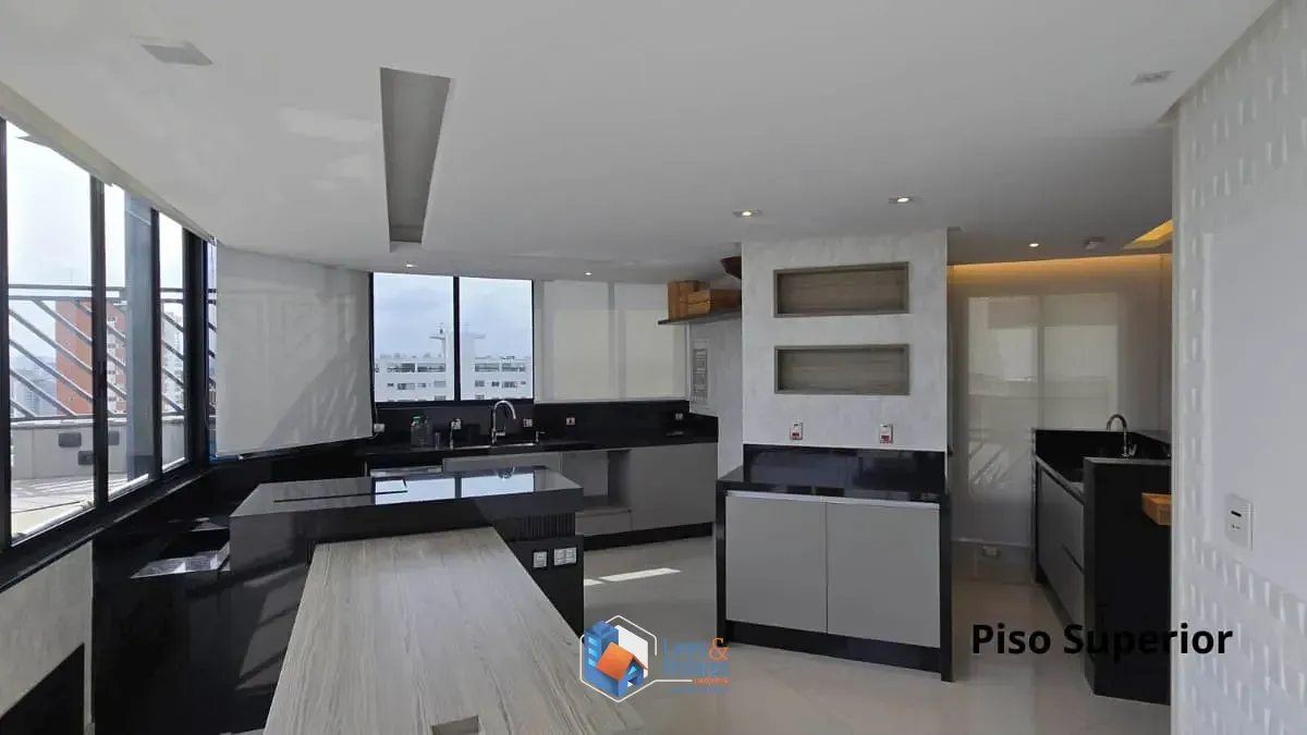 Imagem Cobertura para venda e locação em Campo Belo com 4 quartos, sendo 2 suítes, 440m²