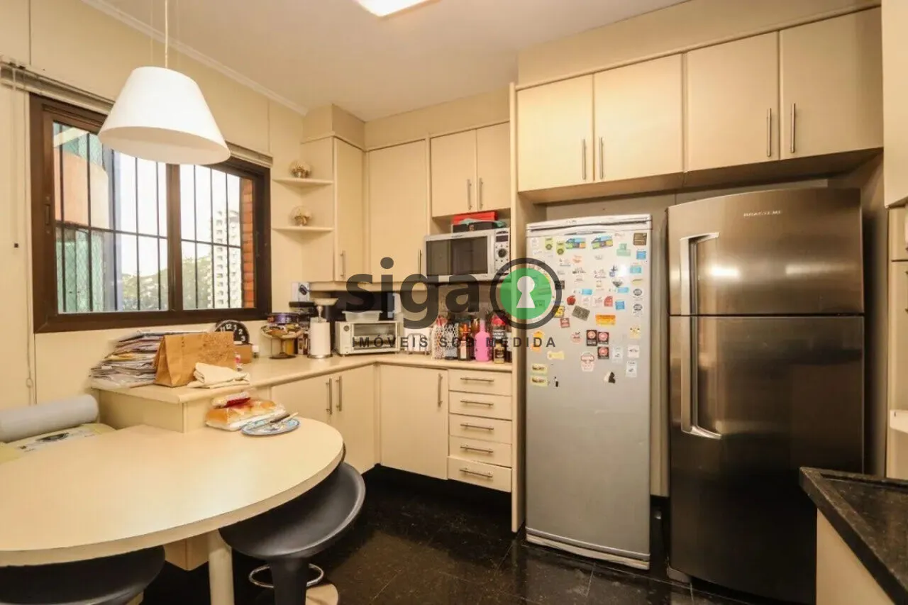 Imagem VENDE MORUMBI - 260 METROS COM 3 suítes
