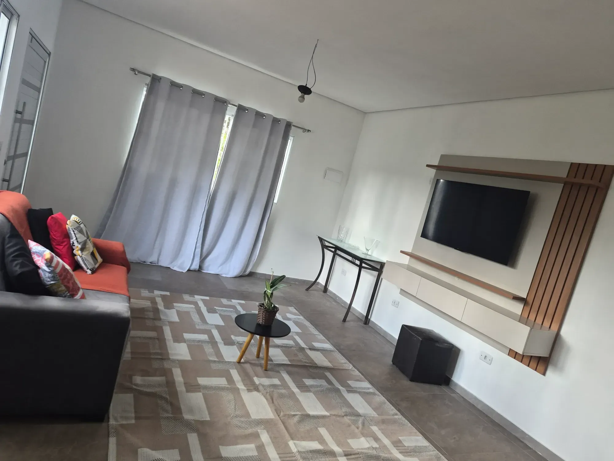 Imagem Chácara com 2 Quartos à Venda, 1.250 m² em Granjas Urupes - Arujá
