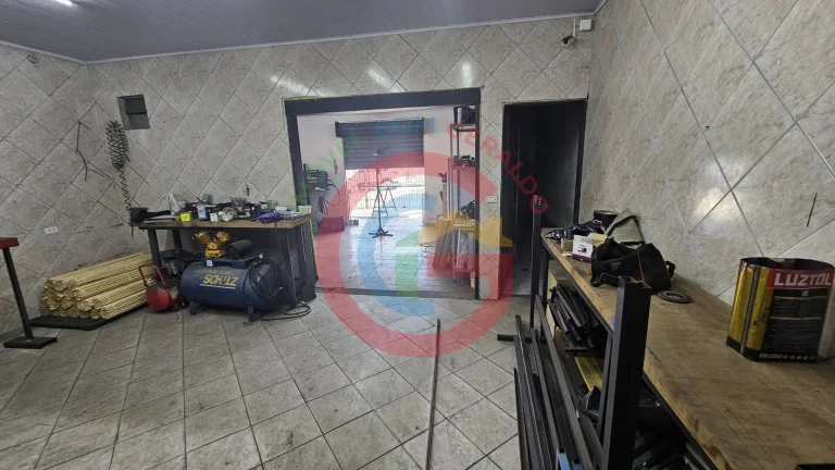 Imagem Casa com cômodo comercial - Coimbra