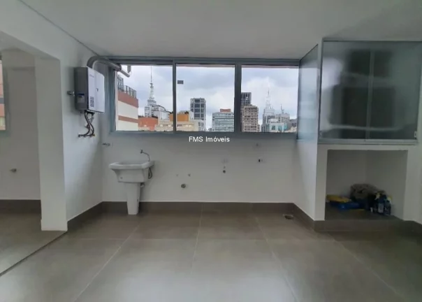 Imagem Apartamento de Luxo na Bela Vista: 3 Quartos, 3 Suítes, 5 Salas, 5 Banheiros, 2 Vagas e 360m² de Pura Elegância em SP.