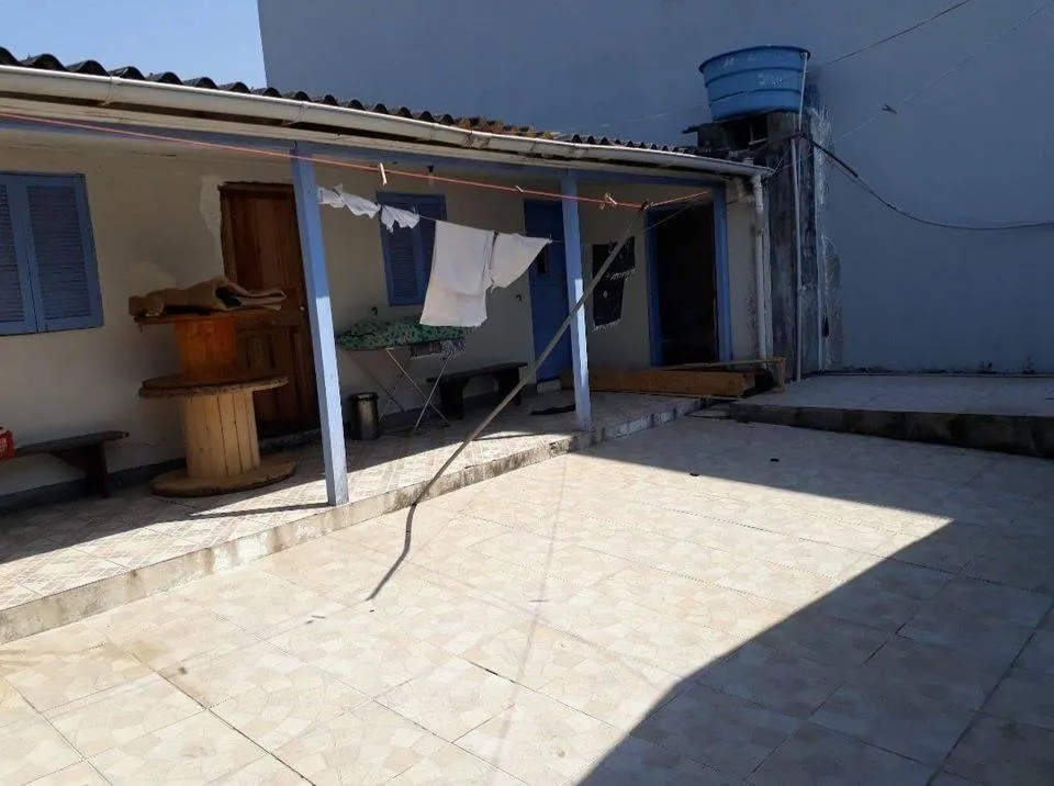 Imagem Casa com 3 quartos, 384m2, à venda em Torres, centro