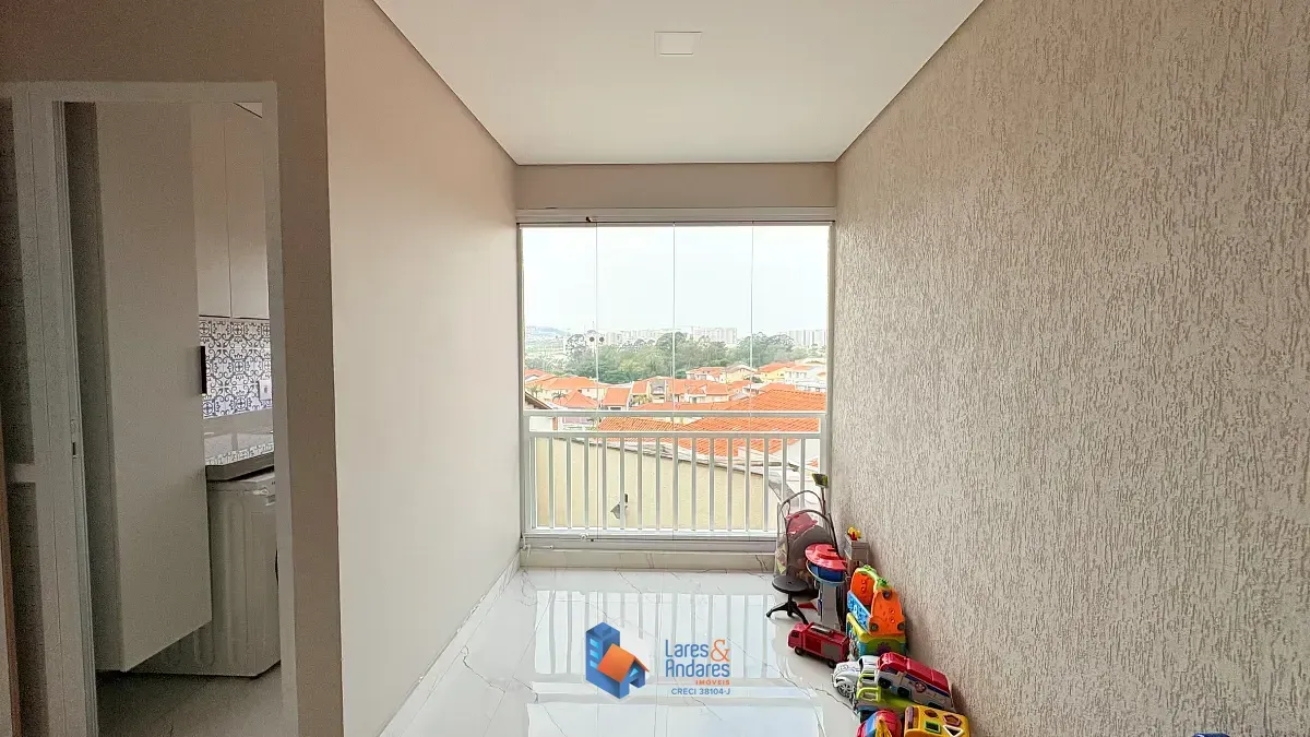 Imagem Sobrado para venda em Jardim Regina com 2 quartos, sendo 2 suítes, 114m²