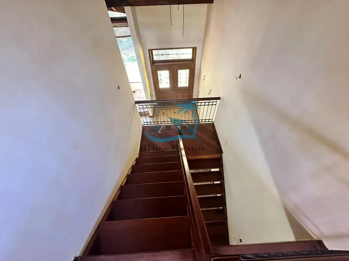 Imagem Casa de alto padrão à venda em condomínio fechado (Jardim Costa Azul) em Ubatuba