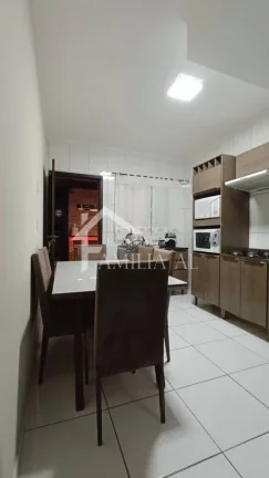 Imagem GEMINADO COM ÁREA DE FESTAS NO AVENTUREIRO