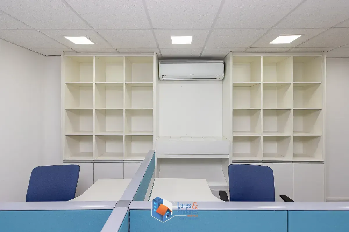 Imagem Conjunto comercial para venda em Várzea da Barra Funda, 68m²