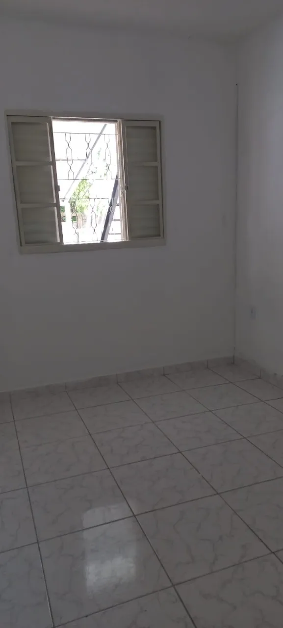 Imagem Imperdível casa 2 Dormitórios à venda em Sorocaba-SP, Jardim Marcelo Augusto