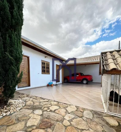 Foto do imóvel Casa com 3 dormitórios à venda, 146 m² por R$ 720.000,00 - São Sebastião - Itajubá/MG