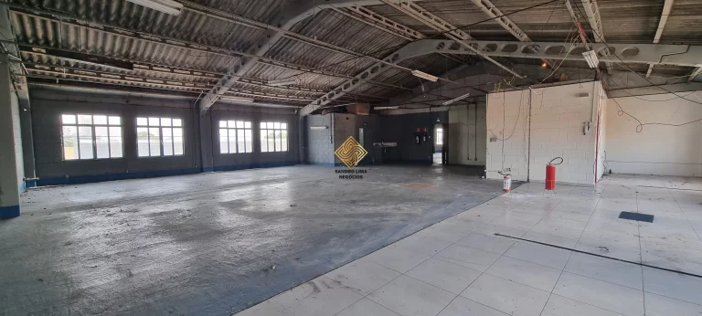 Imagem GALPÃO MEZANINO ÓTIMA LOCALIZAÇÃO NA MUTINGA DE 480M², ACESSO A RODOVIA ANHANGUERA E FÁCIL ACESSO AS MARGINAIS - JARDIM SANTO ELIAS - SÃO PAULO / SP