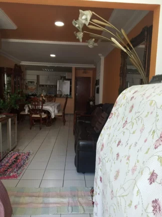 Imagem Condominio De Frente Para Mar Com Apartamento Primeiro Andar Com Vista Lateral