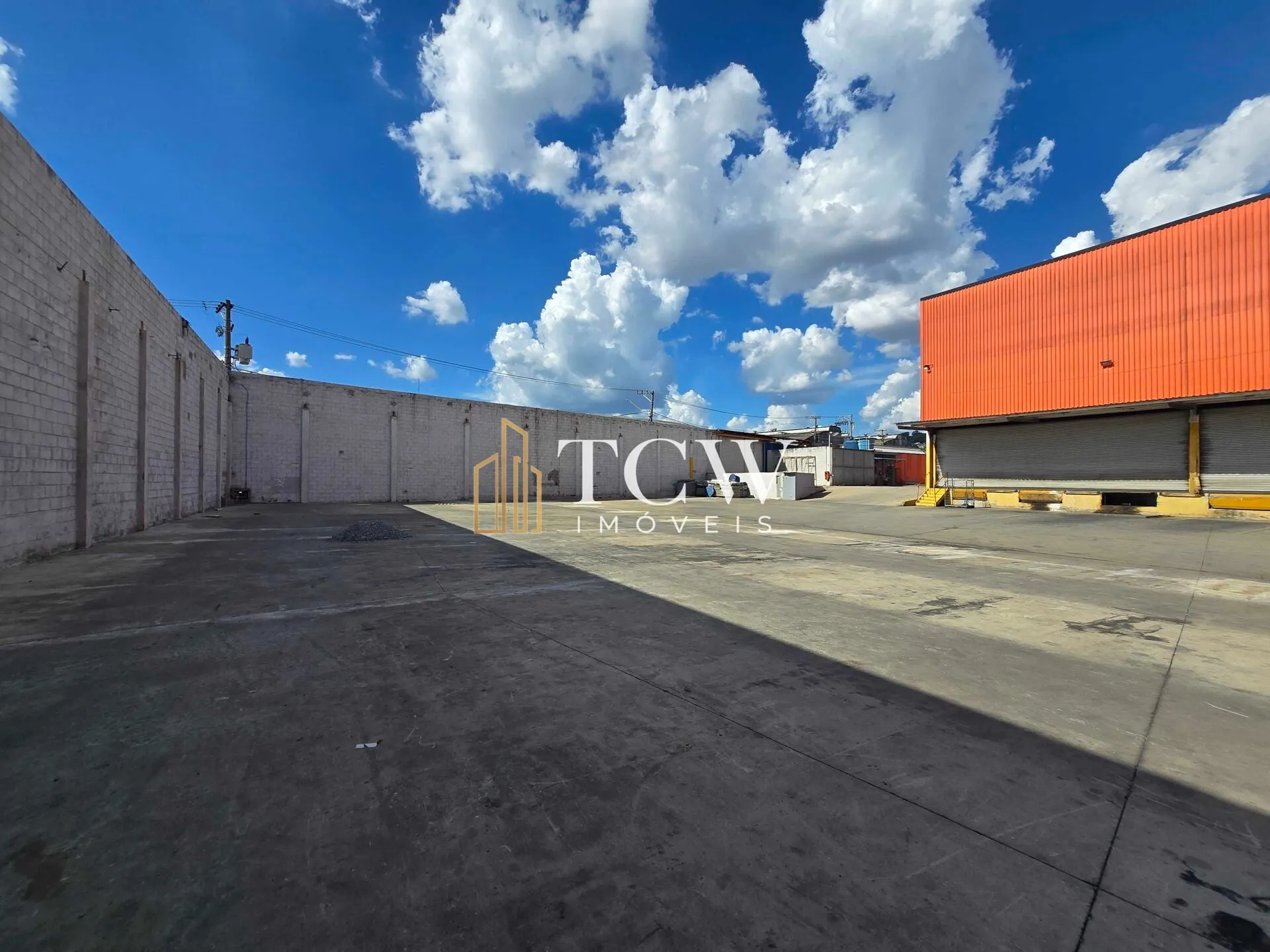 Imagem Galpão Logístico para Locação em Guarulhos | 6.500 m² | Próximo à Rodovia Presidente Dutra e Ayrton Senna