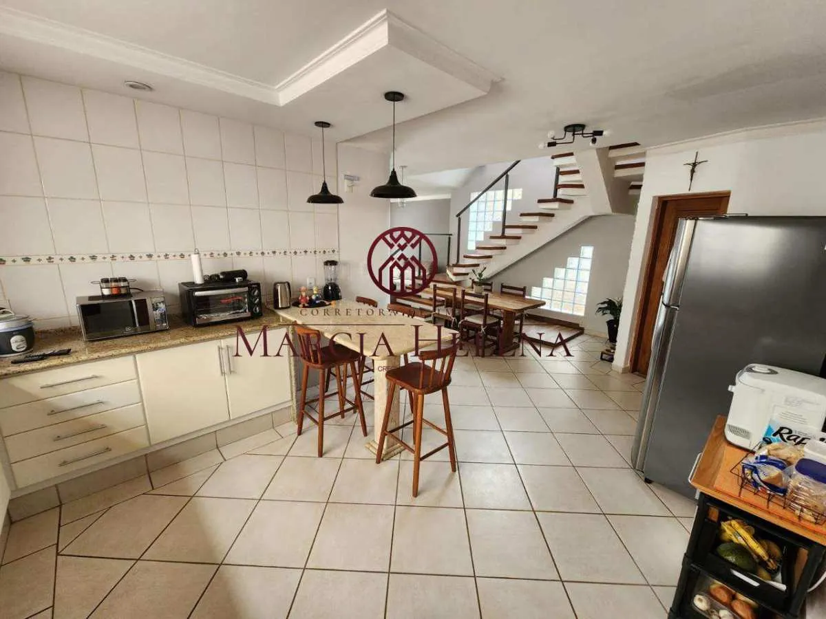 Imagem Casa à venda em Campinas, Loteamento Parque São Martinho, com 5 quartos, 296m2
