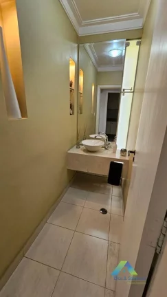 Imagem Sobrado em condomínio fechado com 4 dormitórios e 5 vagas em Vila das Mercês/SP!