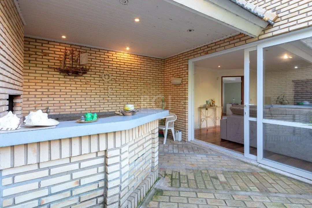 Imagem Casa Condominio para Venda - 322.88m², 3 dormitórios, sendo 1 suites, 4 vagas - Jardim Isabel