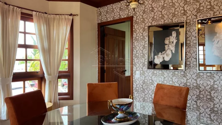 Imagem Casa de condomínio em Campos do Jordão