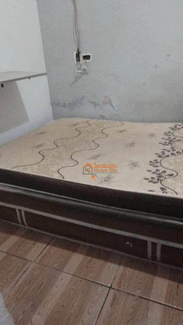 Imagem Sobrado com 12 dormitórios à venda, 375 m² por R$ 350.000,00 - Taboão - Guarulhos/SP