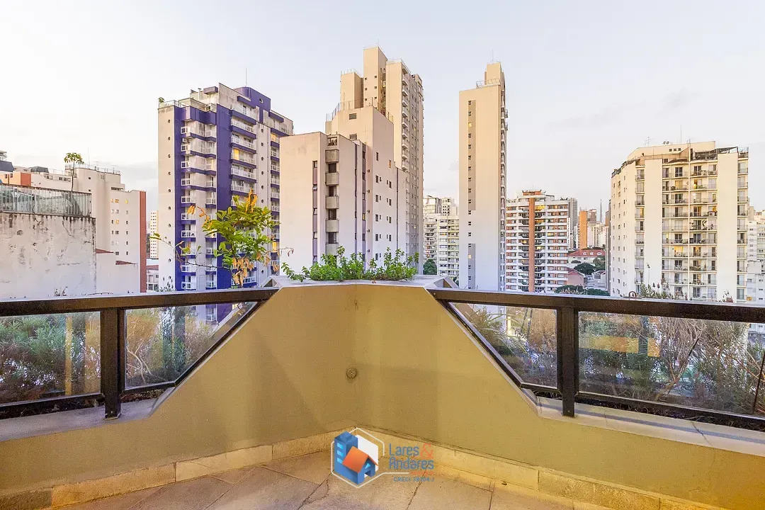 Imagem Duplex para venda em Pinheiros com 2 quartos, sendo 2 suítes, 132m²