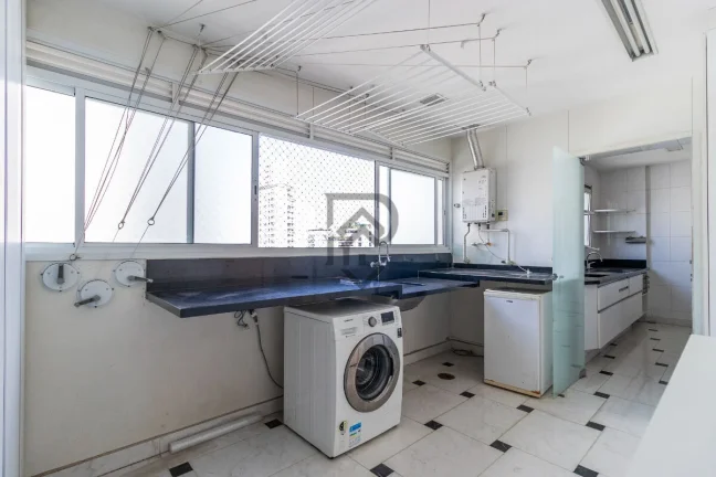 Imagem Apartamento Jardins andar alto vista livre