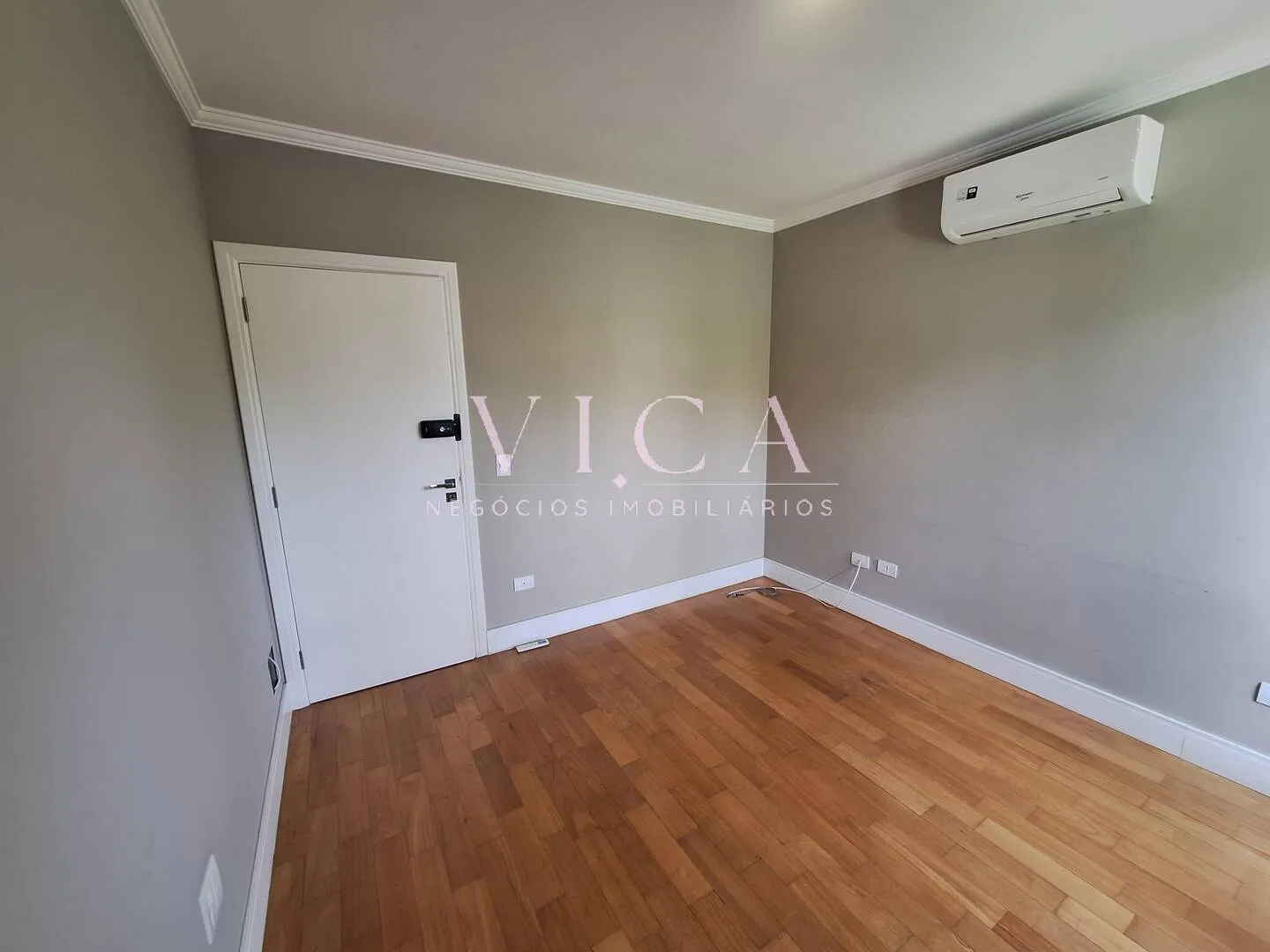 Imagem Casa com 4 suítes, 468m² para venda por R$ 5.000.000 - Alphaville/SP