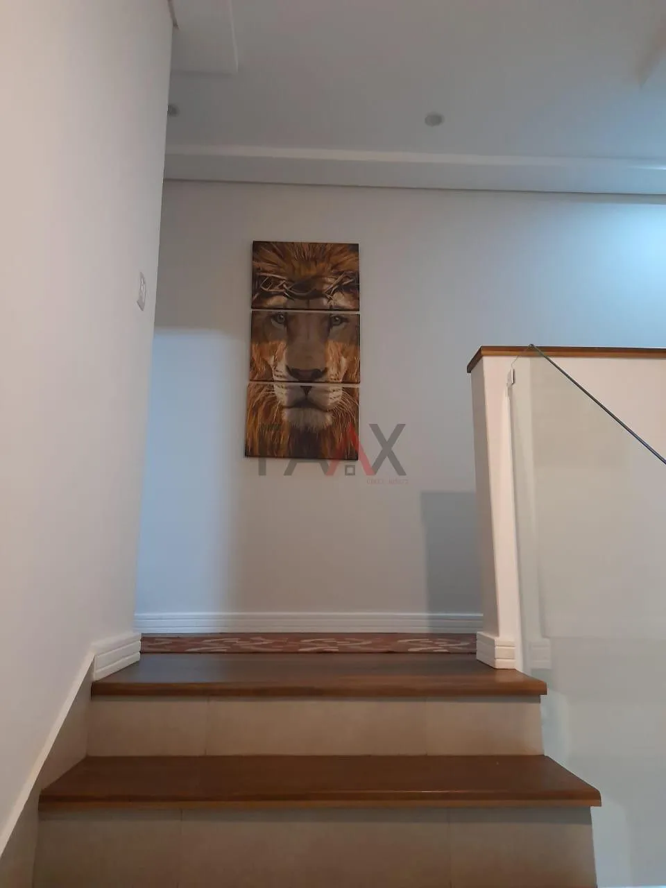 Imagem Sobrado Moderno com 2 Suítes, Sacadas e Excelente Acabamento