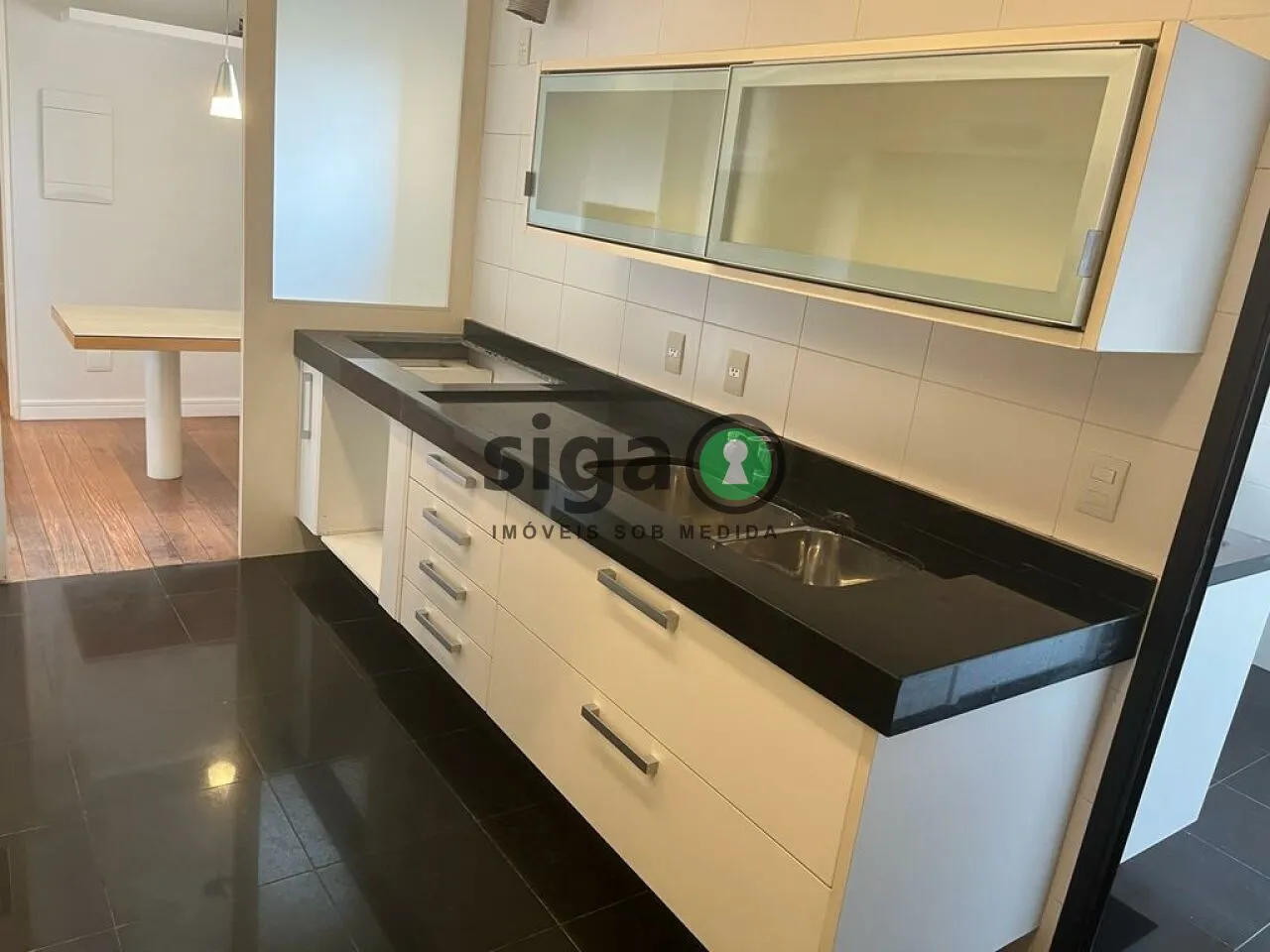 Imagem APARTAMENTO Á VENDA NO PANAMBY COM TRÊS SUÍTES POR 2.250.000, RUA ITAPAIUNA!
