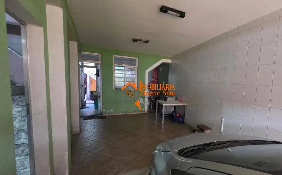 Imagem Sobrado com 4 dormitórios à venda, 285 m² por R$ 690.000 - Jardim Santa Rita - Guarulhos/SP