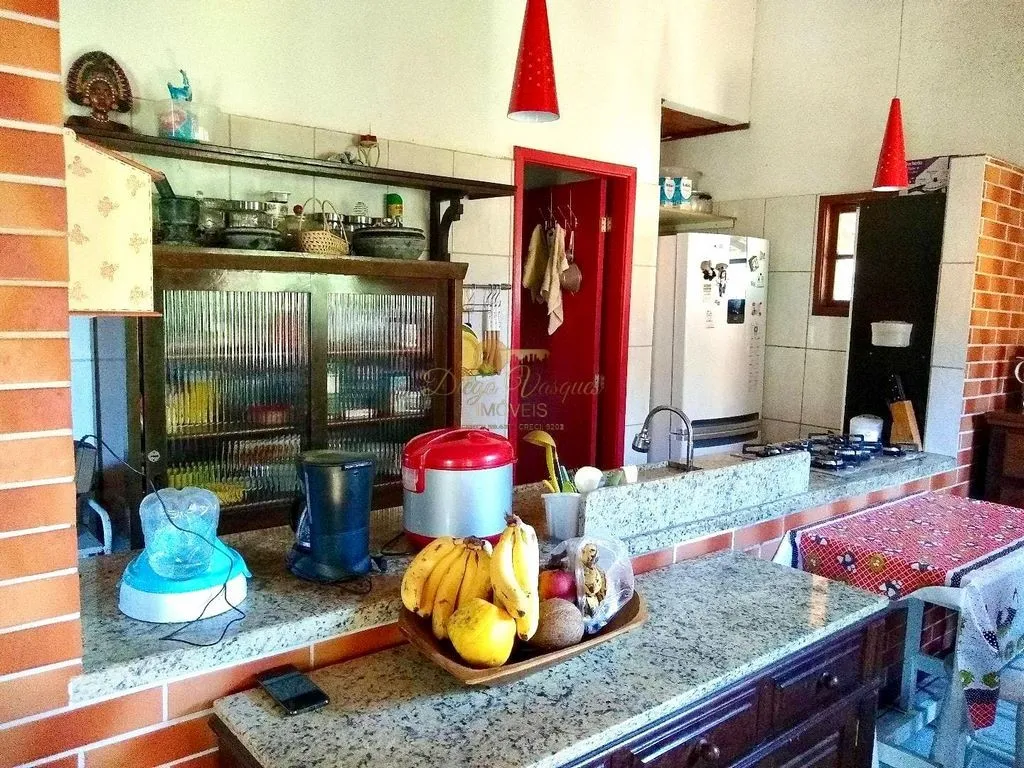Imagem Casa em Condomínio para Venda em Teresópolis / RJ no bairro Albuquerque
