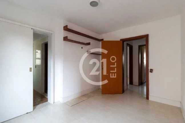 Imagem Apartamento FORA DE ROTA em Moema!!!