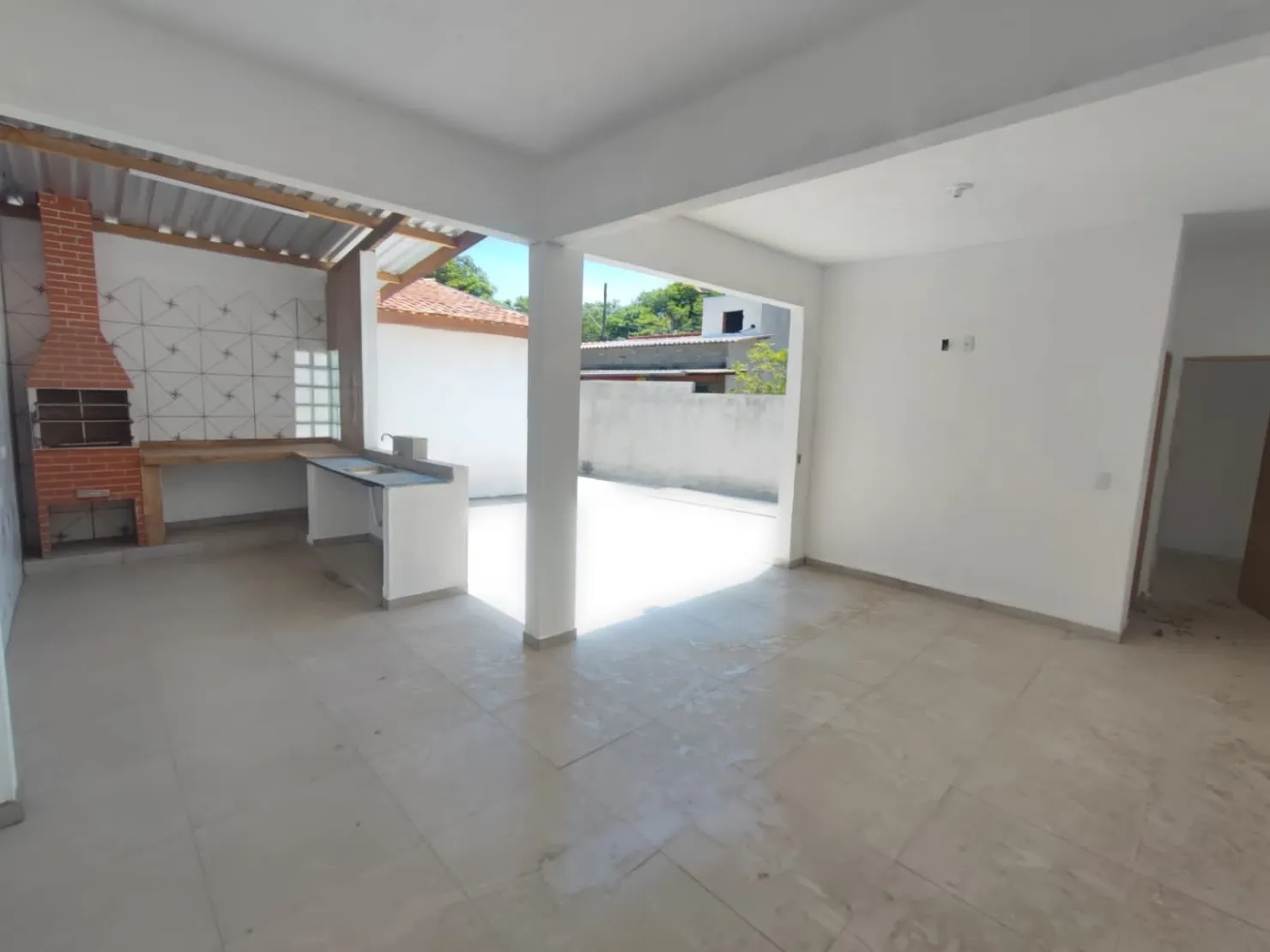Imagem Casa à venda 3 Quartos, 2 Suites, 4 Vagas, 250M², Conjunto Residencial Araretama, Pindamonhangaba - SP