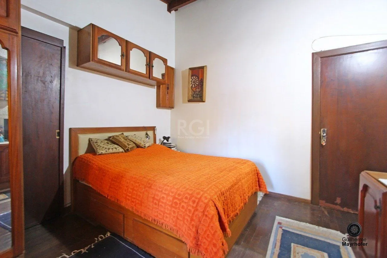 Imagem Casa para Venda - 249.54m², 4 dormitórios, sendo 1 suites, 5 vagas - Ipanema