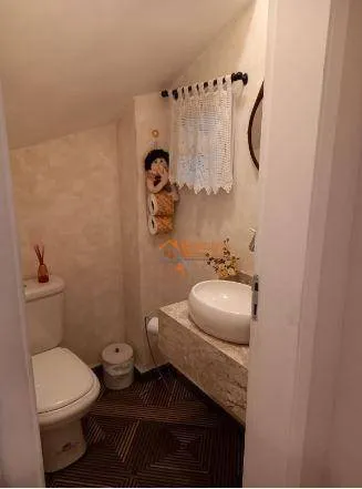 Imagem Sobrado com 3 dormitórios à venda, 120 m² por R$ 650.000,00 - Jardim Célia - Guarulhos/SP