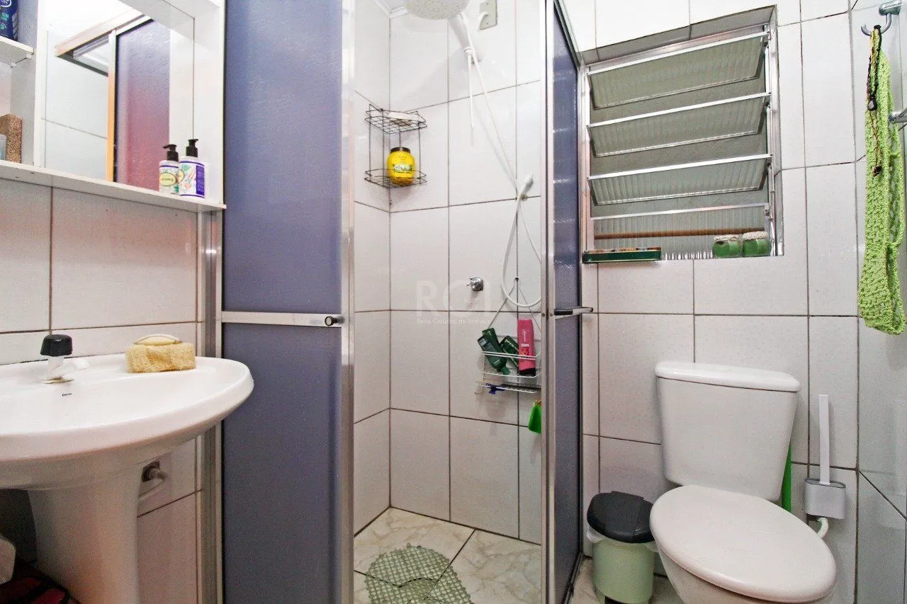 Imagem Casa para Venda - 85m², 2 dormitórios, 1 vaga - Cidade Baixa