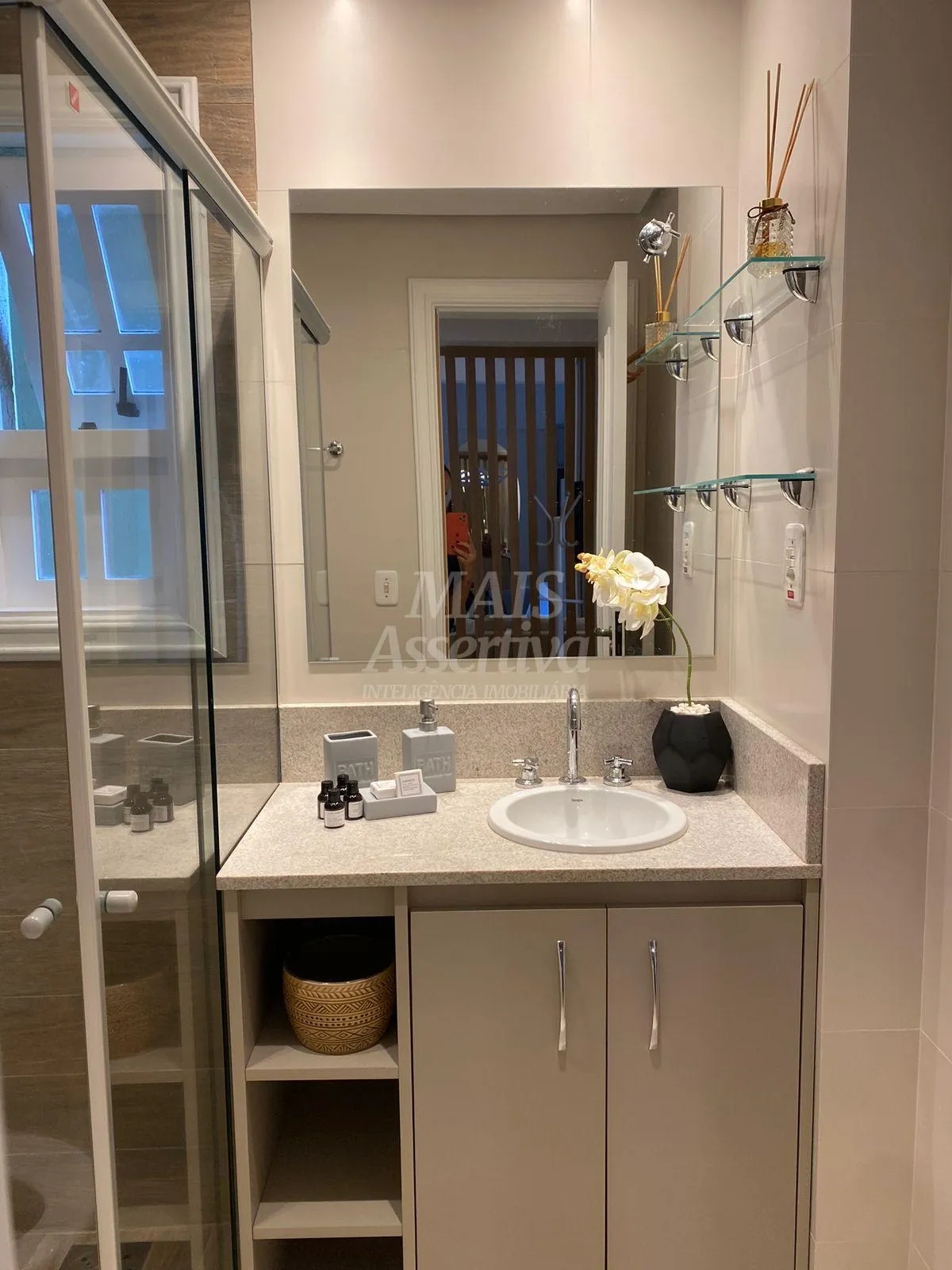 Imagem Apartamento mobiliado à venda na Serra Gaúcha, no município de Gramado/RS