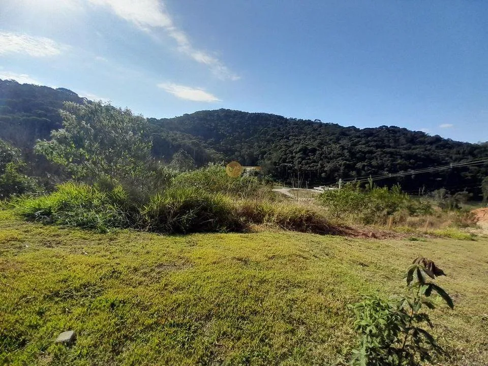 Imagem Terreno em Condomínio para Venda em Teresópolis / RJ no bairro Prata