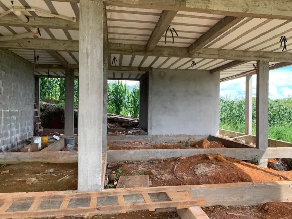 Imagem Casa para Venda em Concórdia, Santa Terezinha, 3 dormitórios, 1 suíte, 2 banheiros, 1 vaga