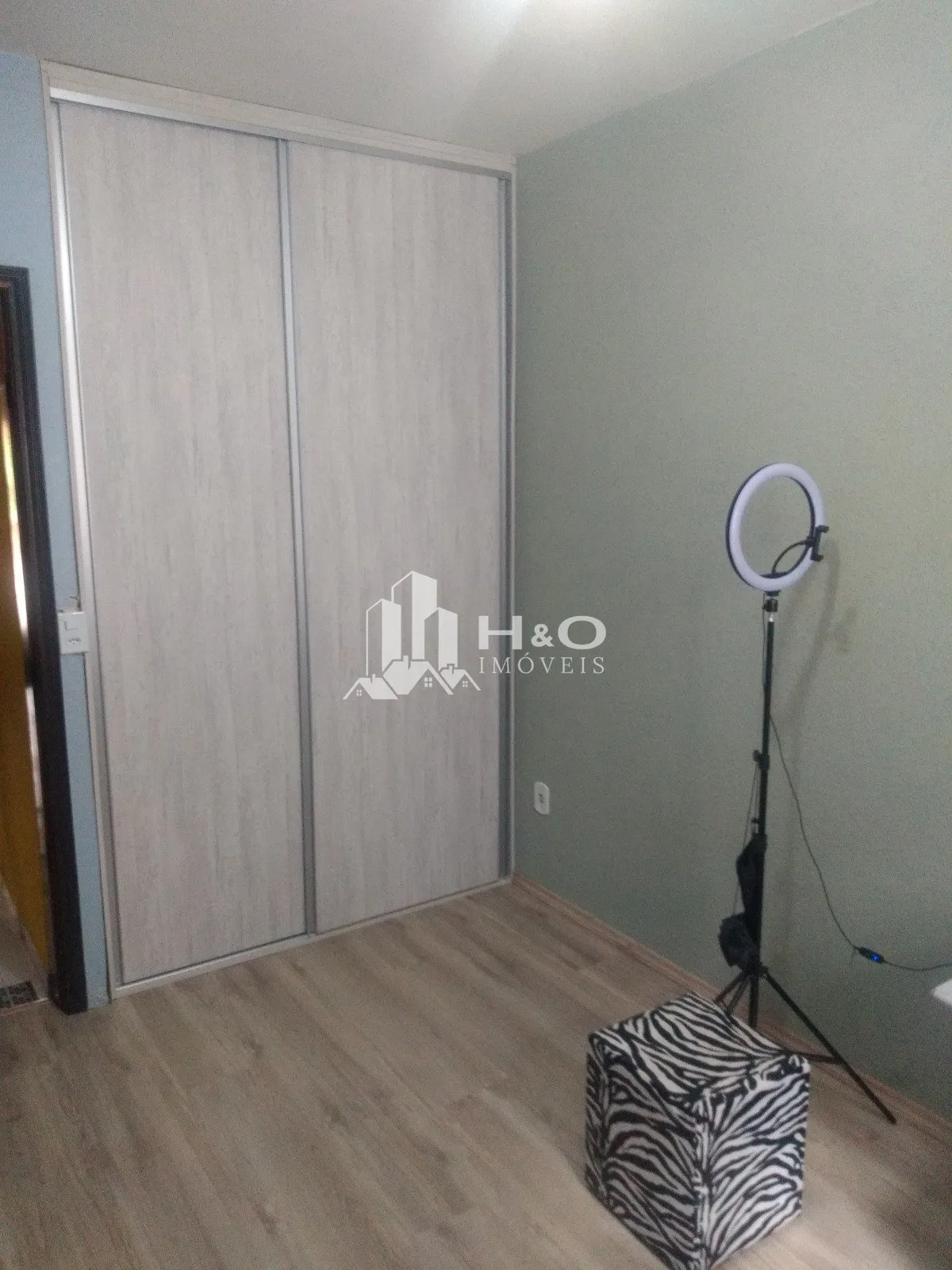 Imagem Sobrado à Venda - Próximo ao Metrô Guilhermina | Rua Tranquila | 142m² | 3 Dormitórios