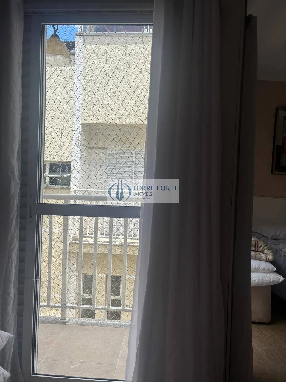 Imagem Ótima casa em condomínio fechado com 140 m² 3 suítes 2 vagas de garagem
