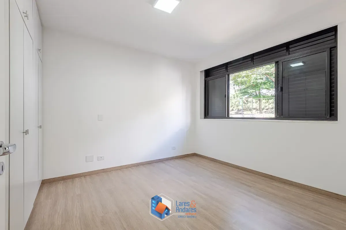 Imagem Apartamento para venda em Real Parque com 3 quartos, sendo 3 suítes, 240m²