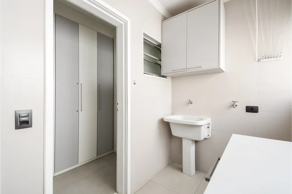 Imagem Apartamento à venda em São Paulo, Moema, com 3 quartos, 97m2