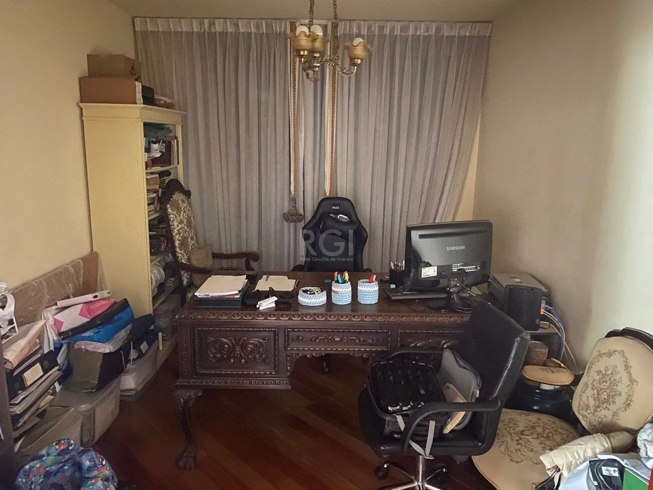 Imagem Casa para Venda - 378m², 4 dormitórios, sendo 1 suites, 2 vagas - Chácara das Pedras