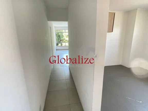 Imagem Apartamento à venda com 96m², 2 quartos, dependência, garagem fechada por R$480.000,00 na Ponta da Praia em Santos