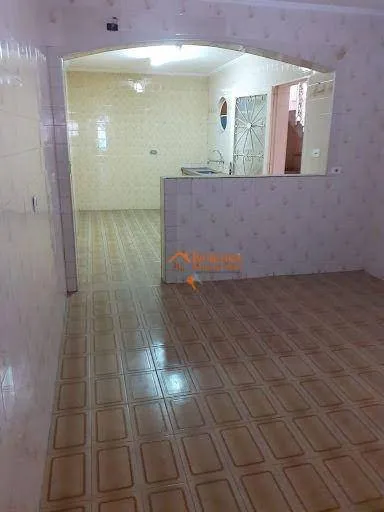 Imagem Sobrado com 7 dormitórios à venda, 300 m² por R$ 480.000,00 - Vila Rio - Guarulhos/SP