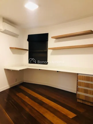 Imagem Apartamento duplex de 190 m² de área útil, um por andar, totalmente reformado, à venda no charmo...