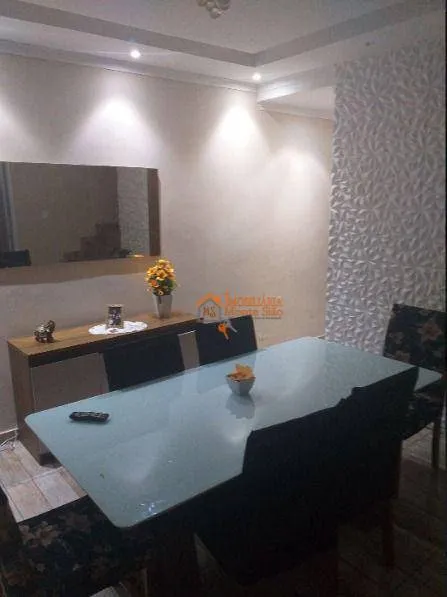 Imagem Sobrado com 4 dormitórios à venda, 160 m² por R$ 530.000,00 - Jardim Flor da Montanha - Guarulhos/SP