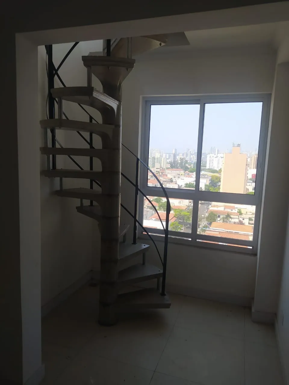 Imagem Apartamento DUPLEX de 130m² Localizado no Edifício Amazonas - Centro Sorocaba - SP!