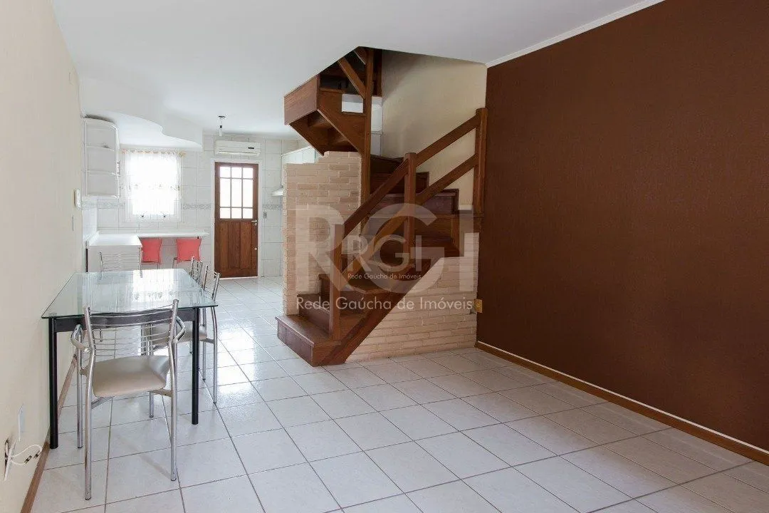 Imagem Casa Condominio para Venda - 92.32m², 3 dormitórios, sendo 1 suites, 2 vagas - Cristal