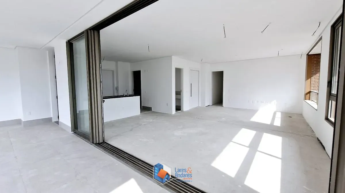 Imagem Apartamento para venda em Itaim Bibi com 3 quartos, sendo 3 suítes, 189m²