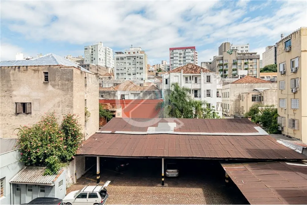 Imagem Oportunidade de Investimento. ] Apartamento localizado no número 129, na Cidade Baixa, Porto Alegre...