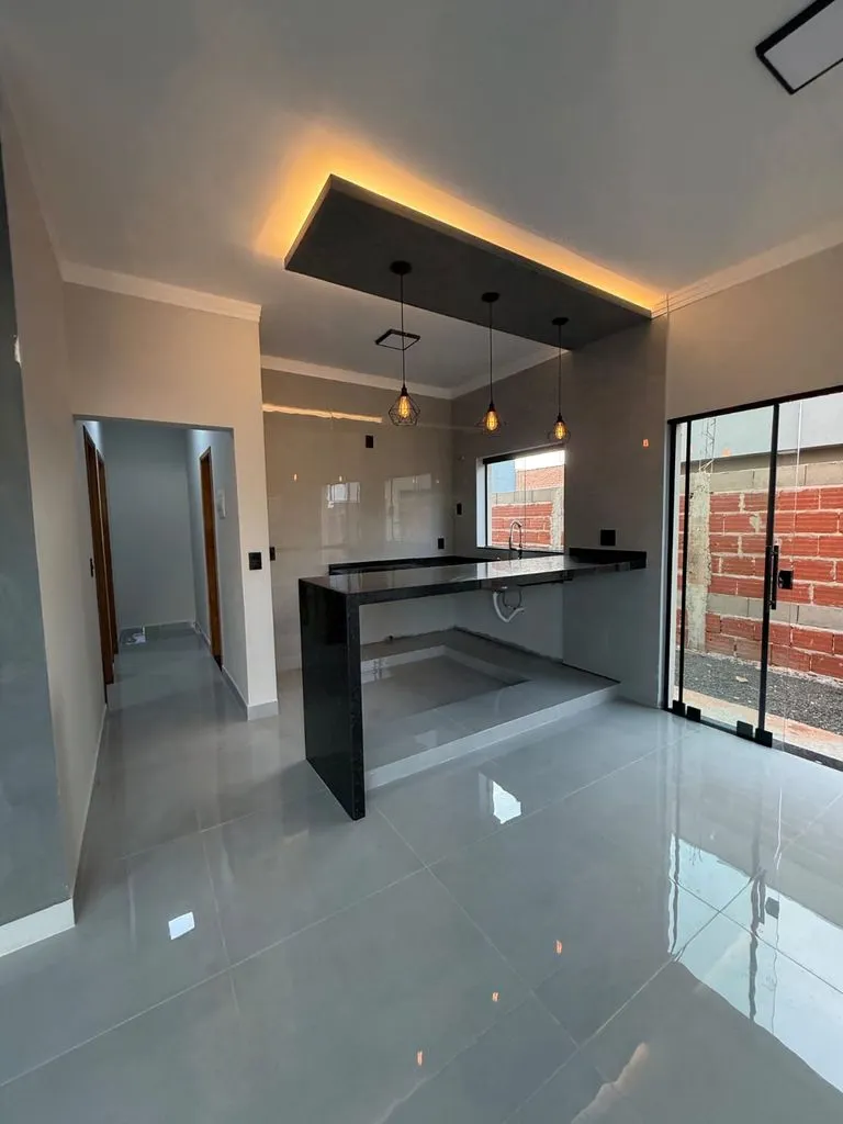 Imagem Casa à venda em Patrocínio Paulista, Jardim Aroeiras, com 2 quartos, 70m2